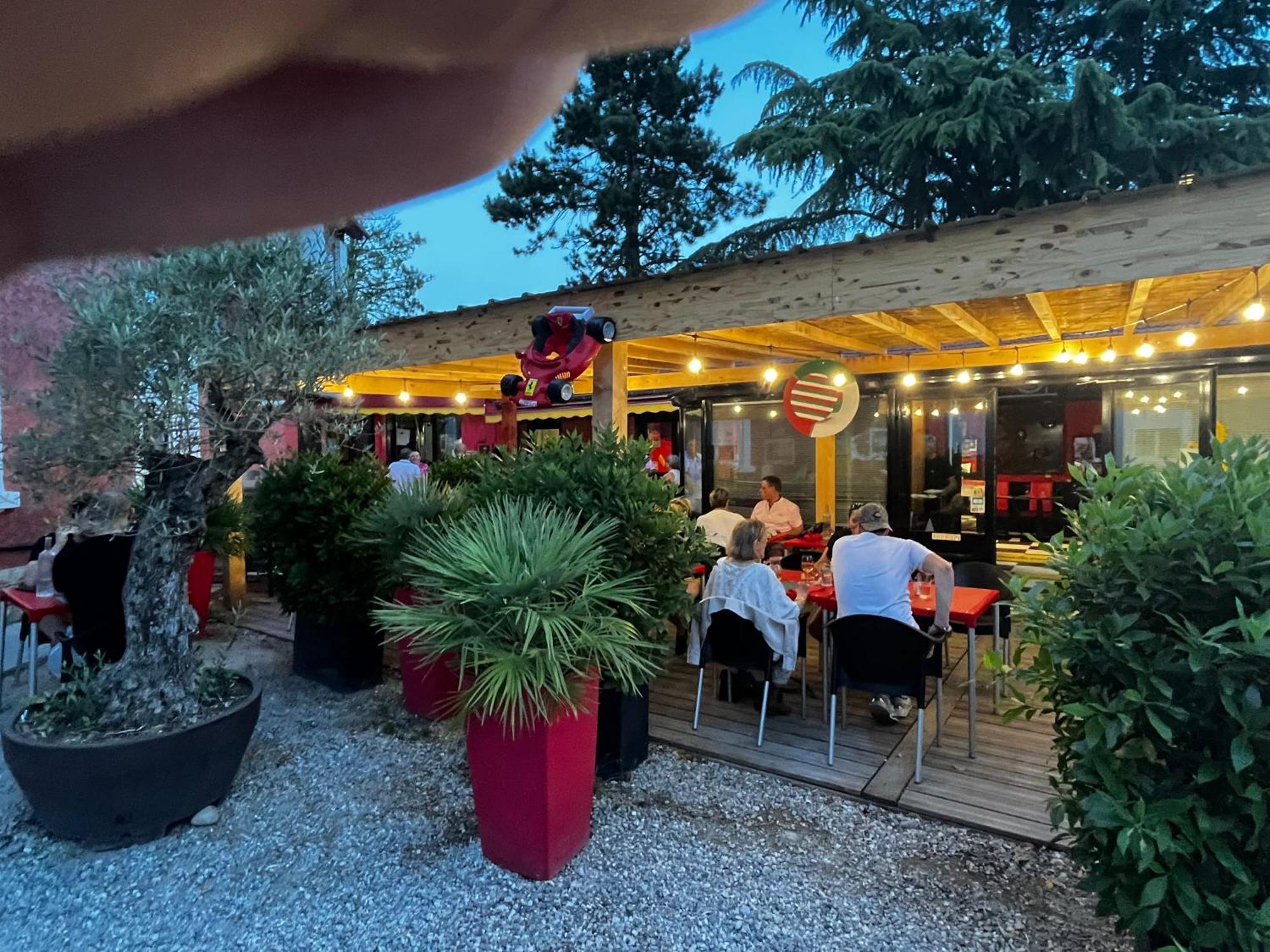 Hotel Le Cosy Pont-de-Chéruy Exteriér fotografie